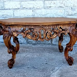 Nikerdustega laud, redisainitud