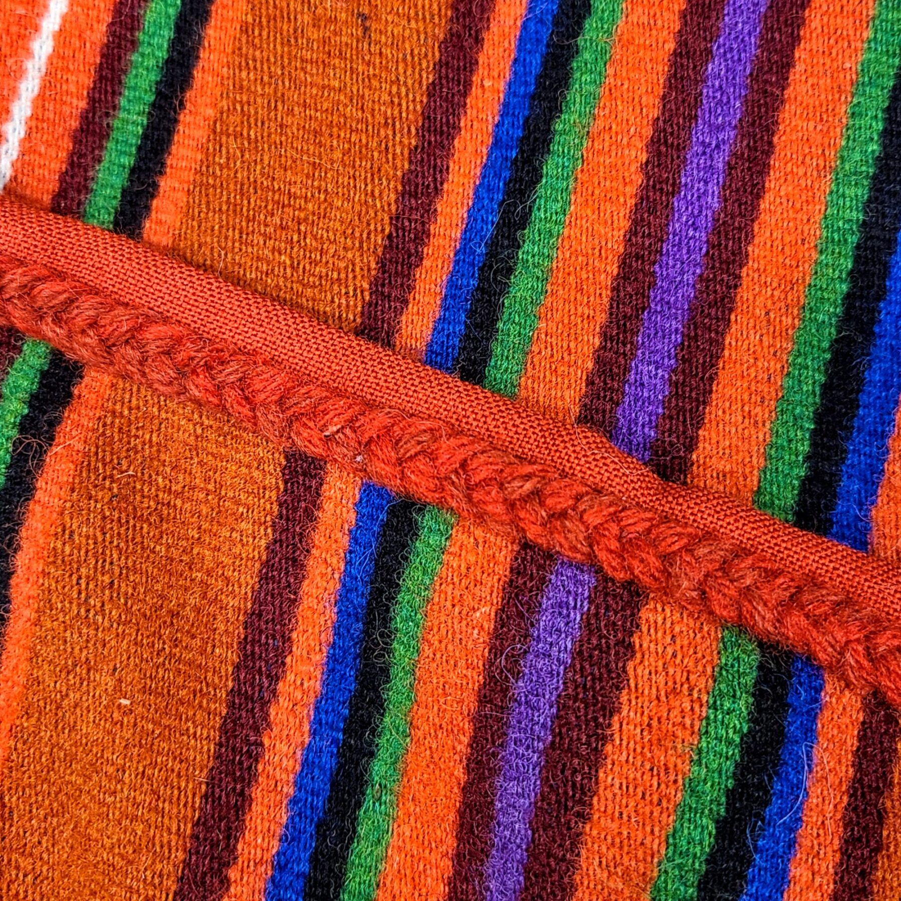 Muhu naise põll - värvide ja vaikse väärikuse kandja - Image 5