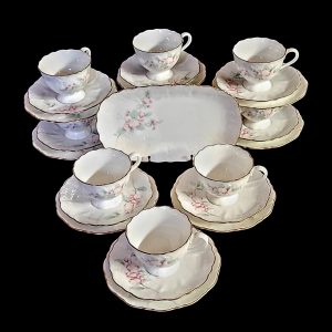 Kohviserviis (34 osa) - Narumi Bone China, "Paradise"