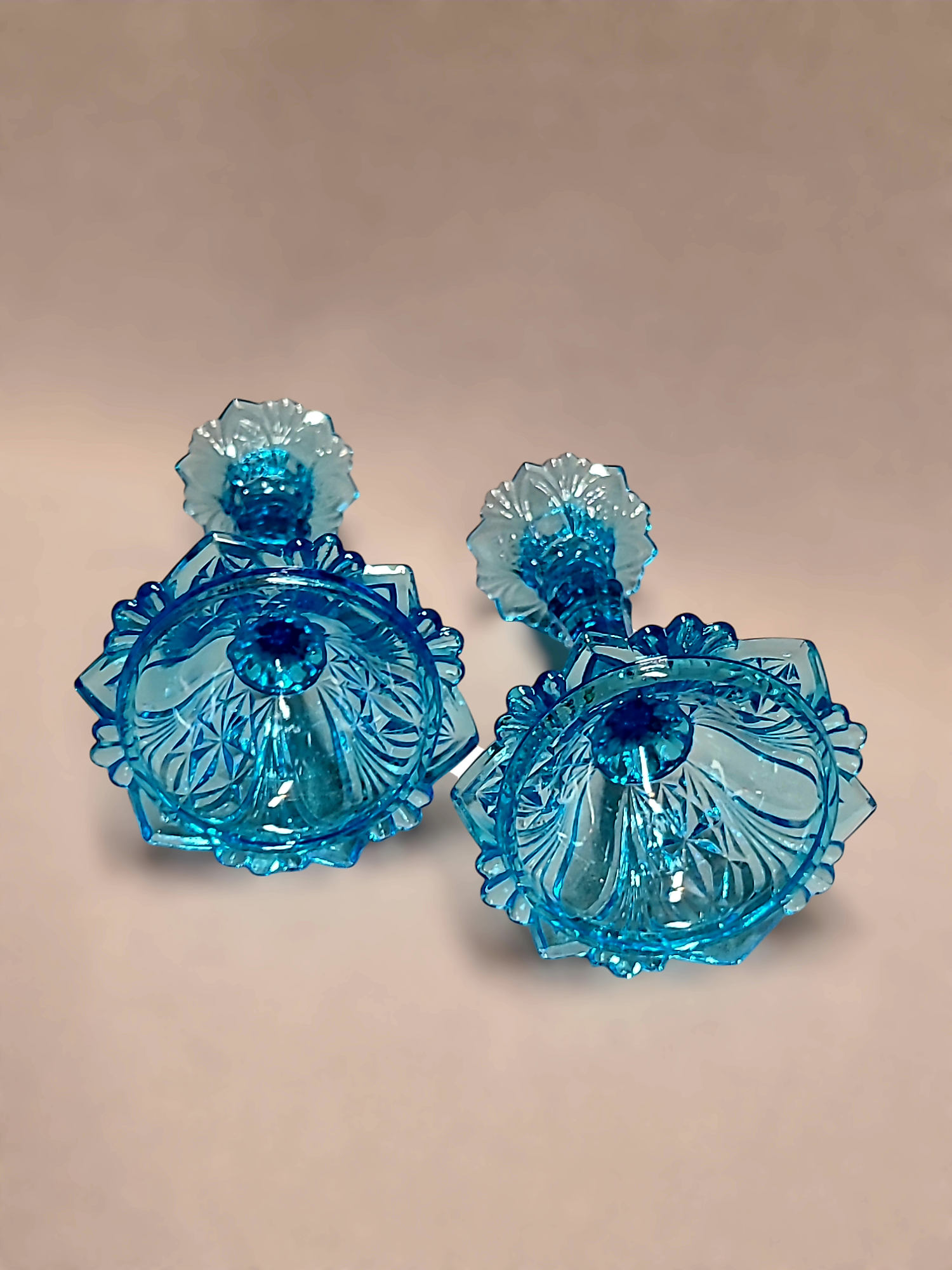 Sinised pressklaasist küünlajalad 2 tk. (1960ndad) - Image 4