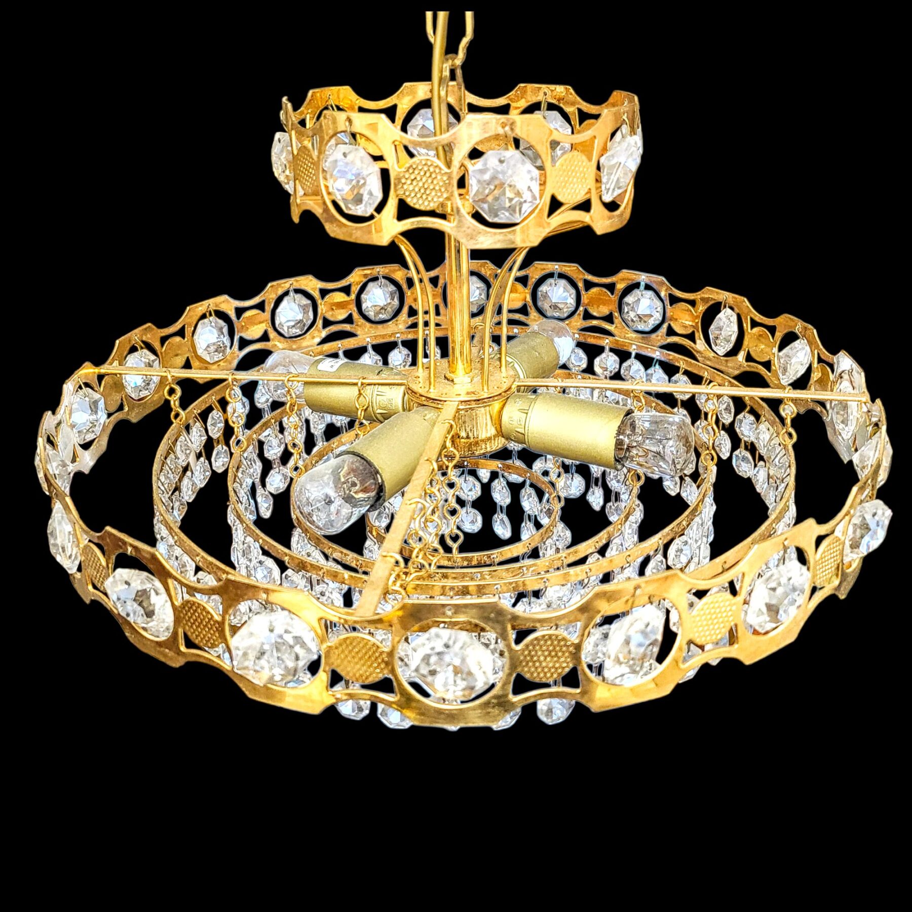 Livali kristall-lühter – ajatu sära Soomest - Image 4