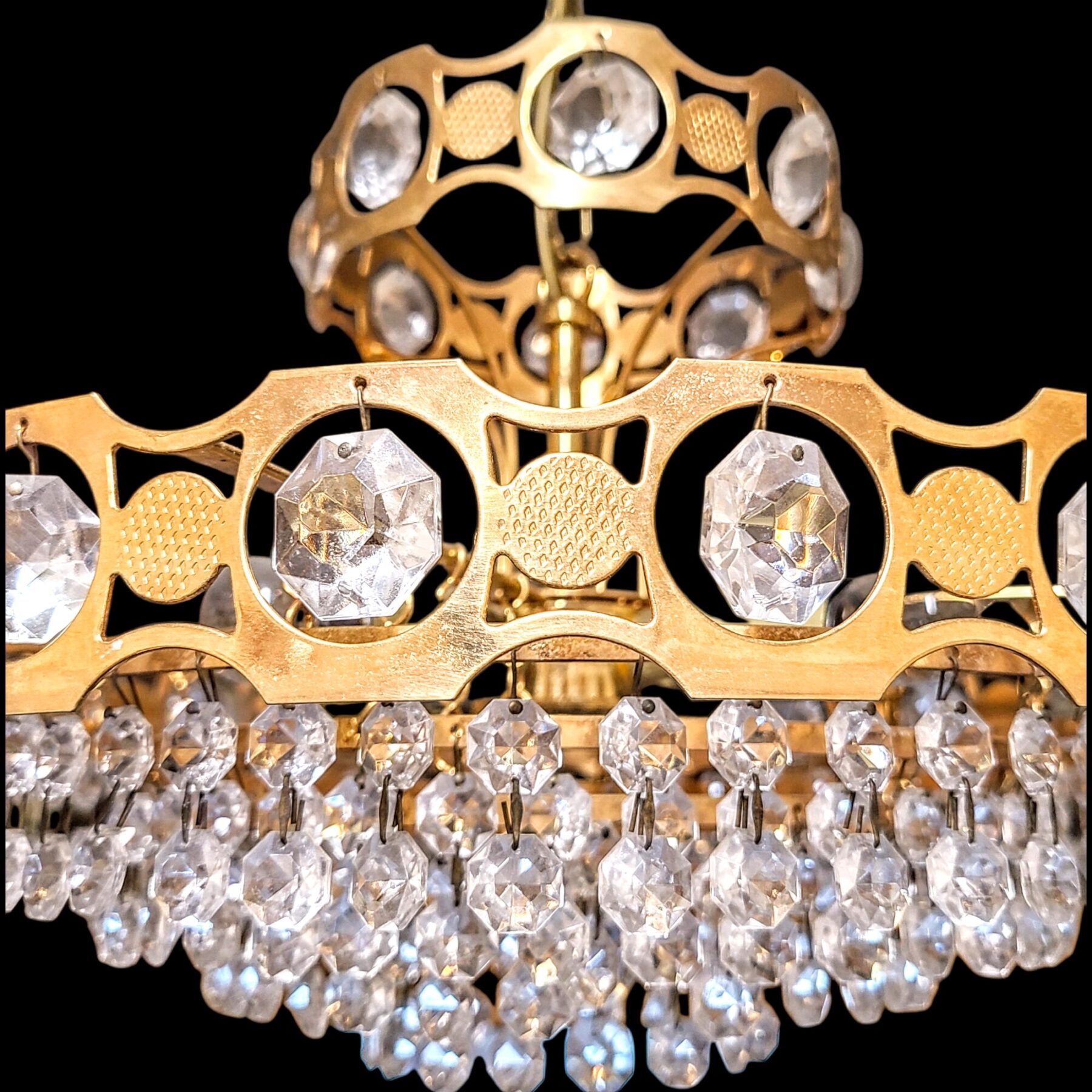 Livali kristall-lühter – ajatu sära Soomest - Image 5