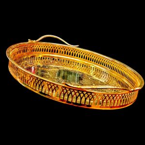 Kullatud ovaalne serveerimiskandik – luksuslik lauatarvik