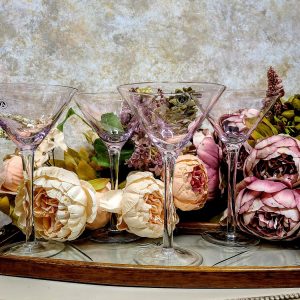 Kokteili ja martiini pokaalid - õrn roosapärl