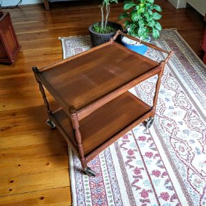 Retro serveerimiskäru puidust