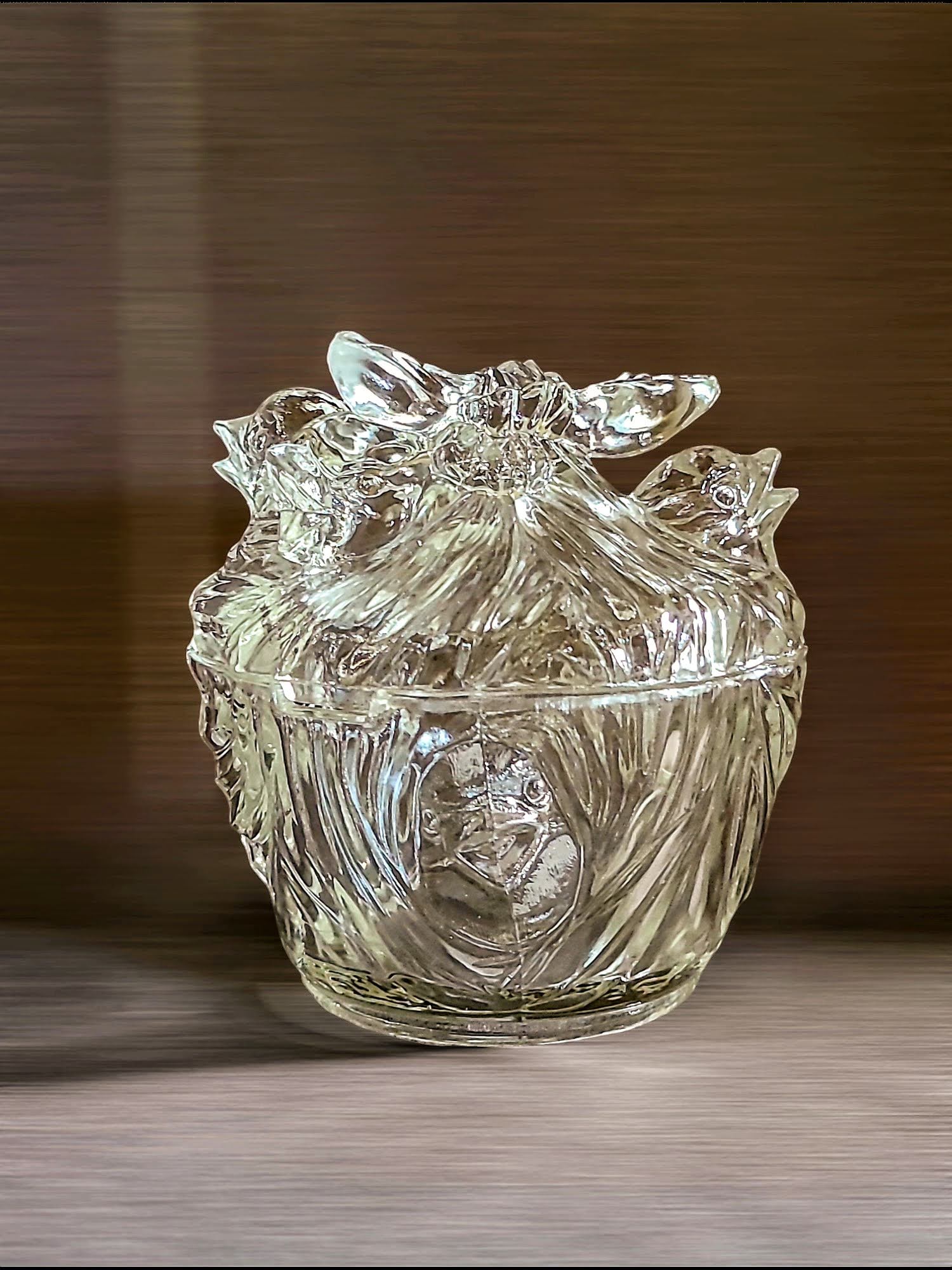 Suhkrutoos - "linnupesa"