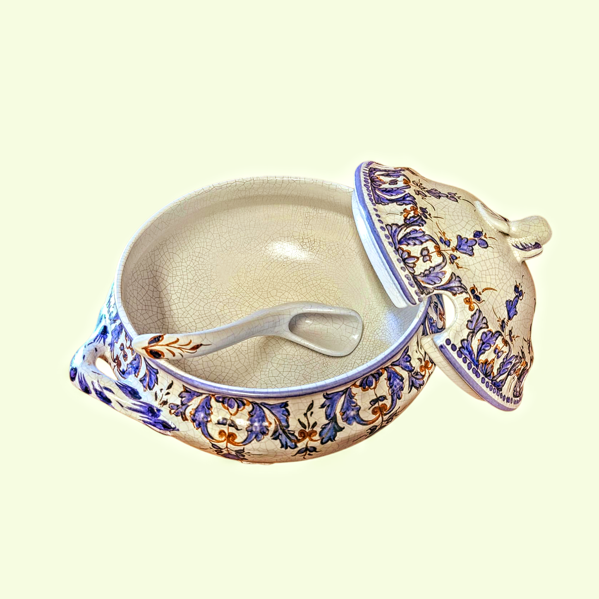 Portugali keraamiline supitirin väikese kulbiga - Image 3