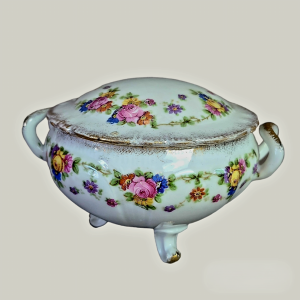 Ehetetoos- ümmargune