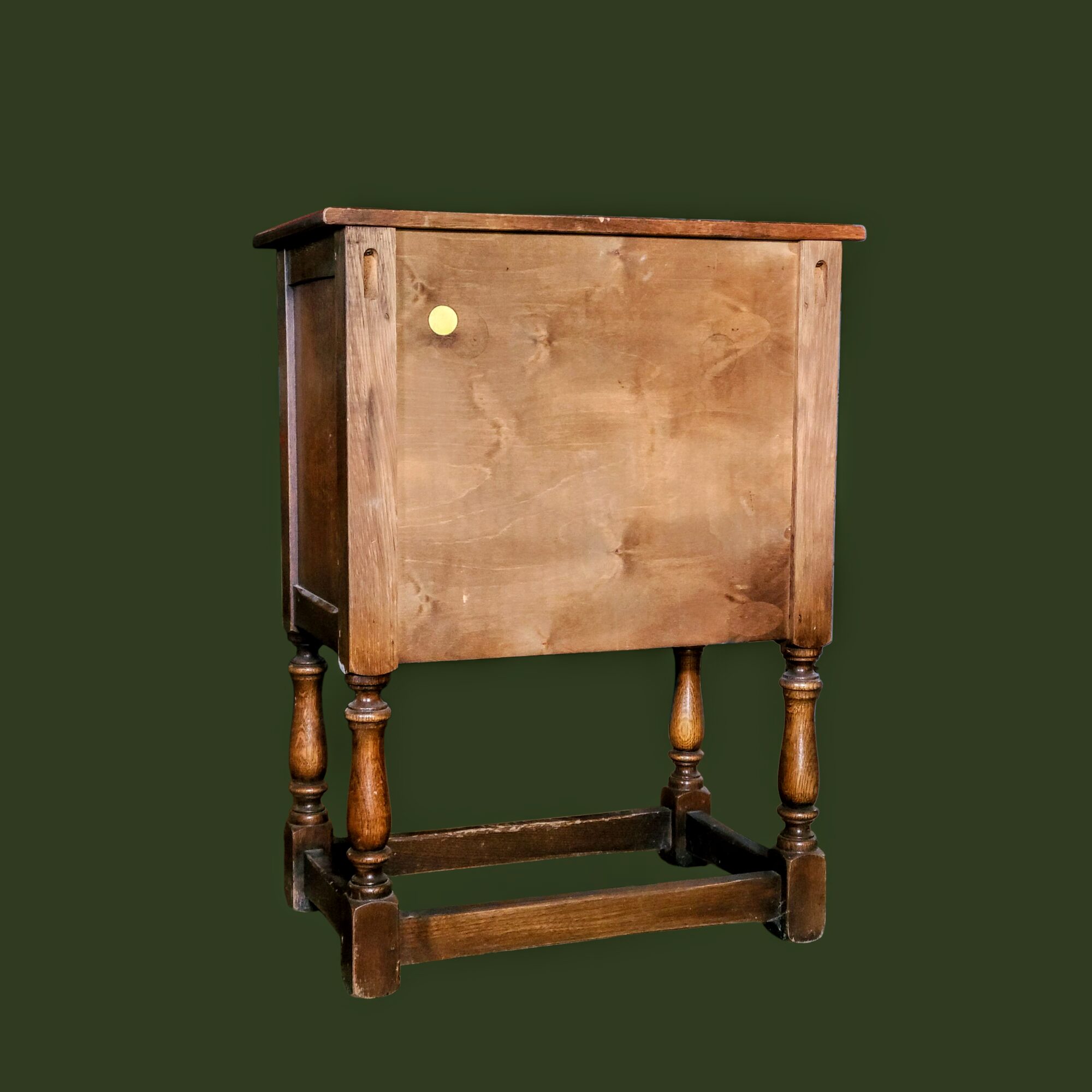 Nikerdatud tammepuidust kapp - Image 5